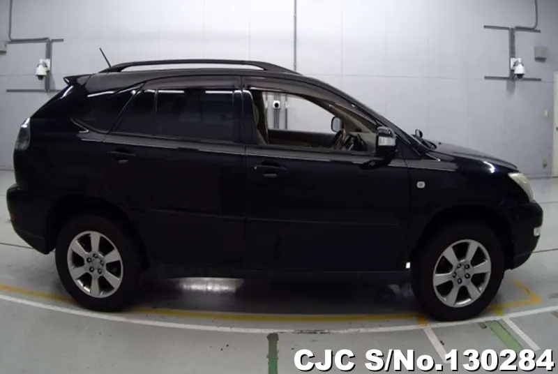 2005 Toyota / Harrier Stock No. 130283