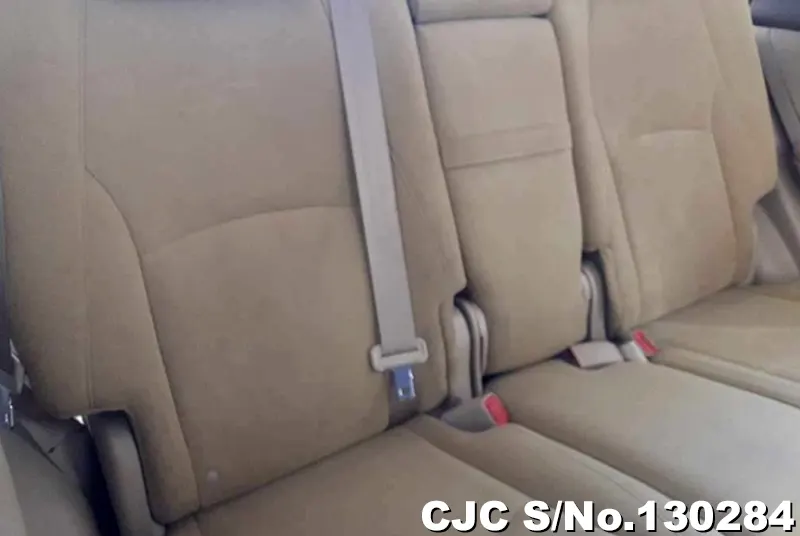 2005 Toyota / Harrier Stock No. 130283