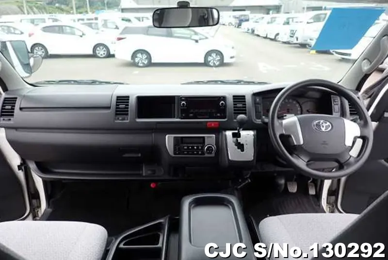 2017 Toyota / Hiace Stock No. 130292