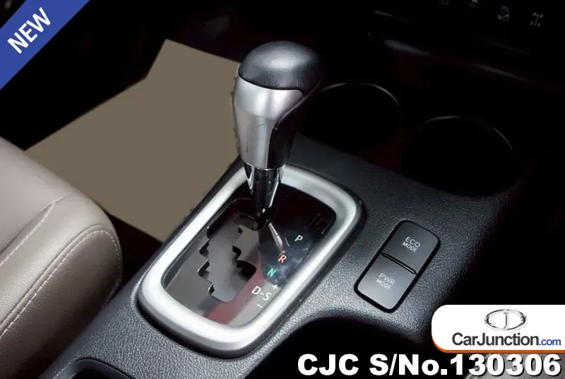 2015 Toyota / Hilux / Revo Stock No. 130306