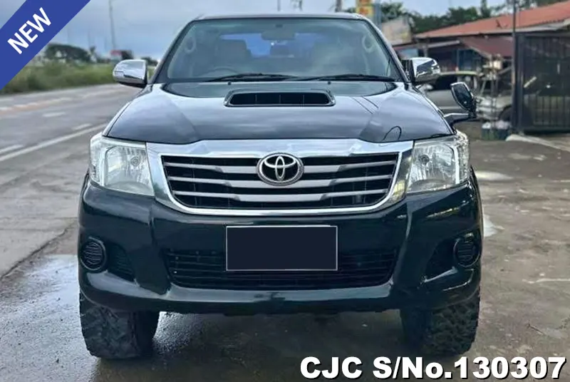 2013 Toyota / Hilux / Revo Stock No. 130307