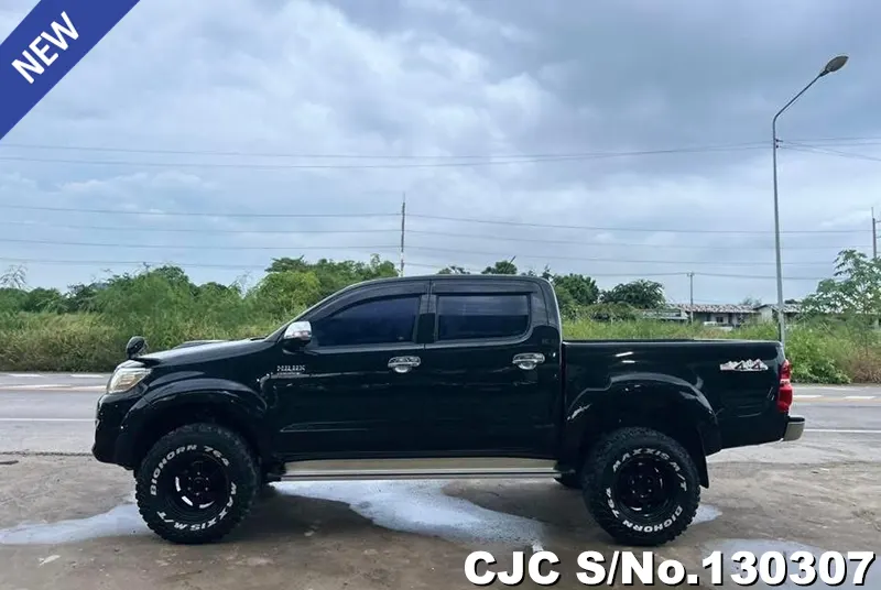 2013 Toyota / Hilux / Revo Stock No. 130307