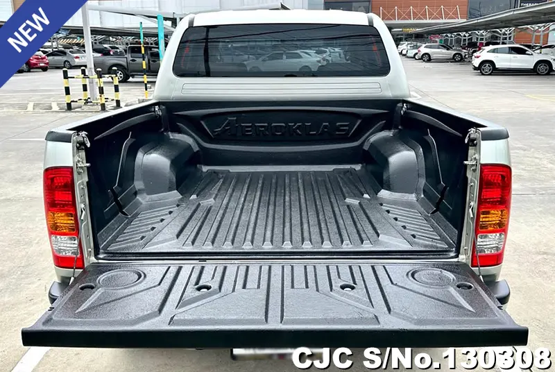 2009 Toyota / Hilux / Vigo Stock No. 130308