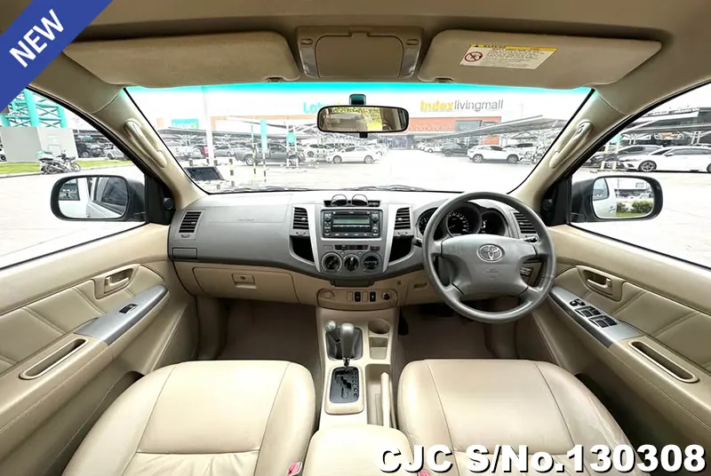 2009 Toyota / Hilux / Vigo Stock No. 130308