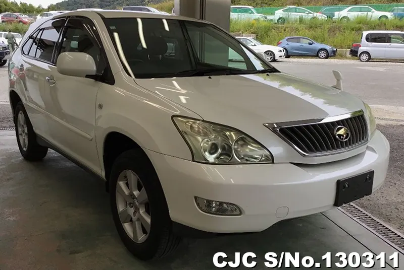 2010 Toyota / Harrier Stock No. 130311