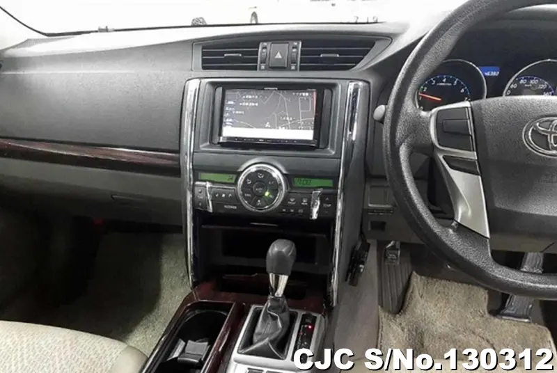 2010 Toyota / Mark X Stock No. 130312