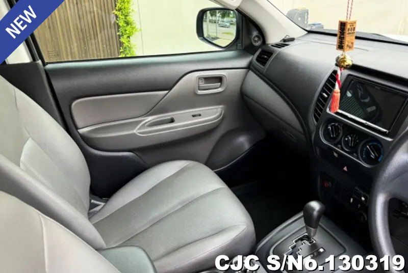 2018 Mitsubishi / Triton Stock No. 130319