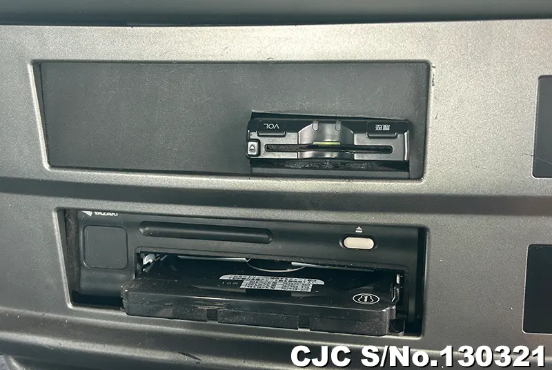 2005 Hino / Profia Stock No. 130321