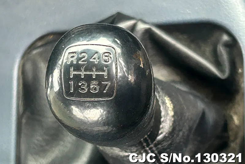 2005 Hino / Profia Stock No. 130321