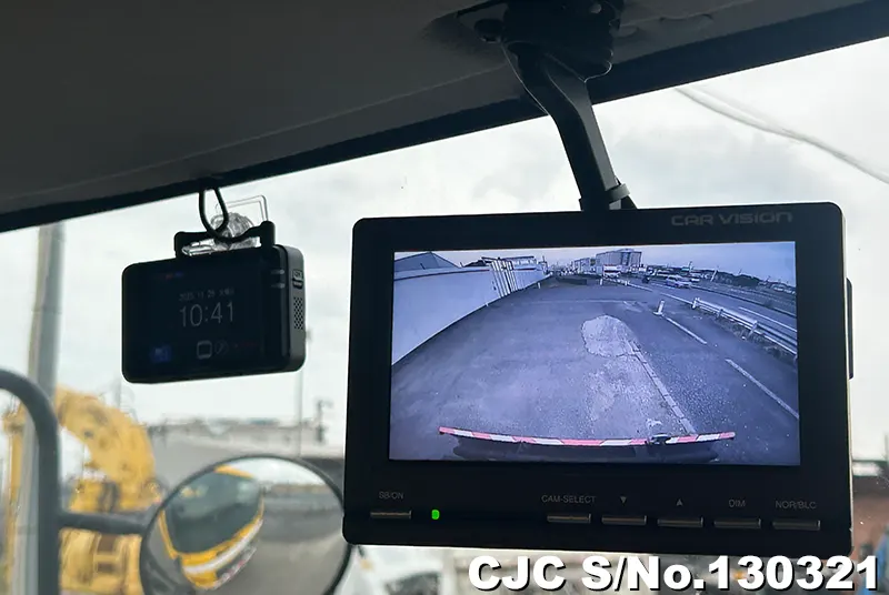 2005 Hino / Profia Stock No. 130321