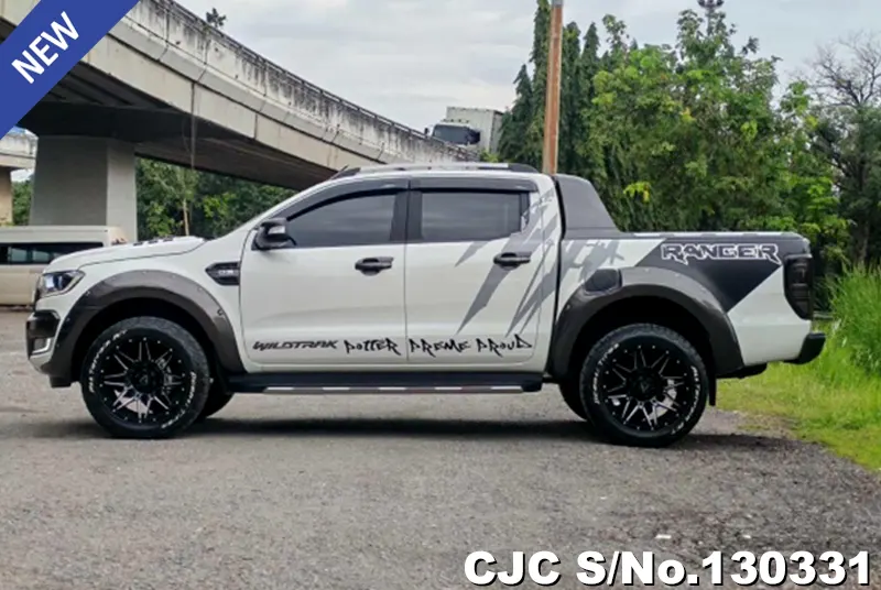 Ford Ranger in White for Sale Image 7