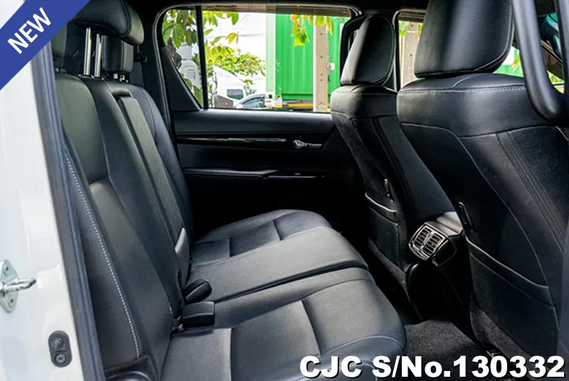 2019 Toyota / Hilux / Revo Rocco Stock No. 130332