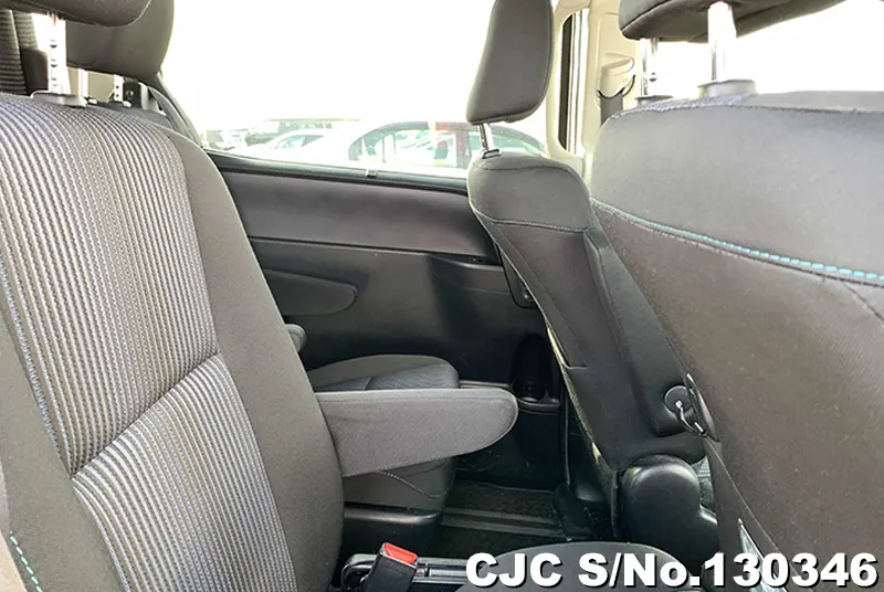 2015 Toyota / Noah Stock No. 130346