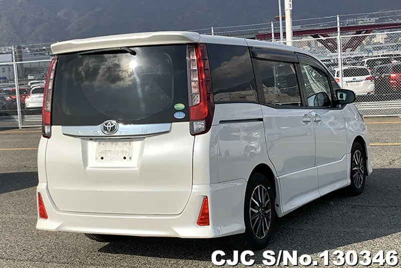 2015 Toyota / Noah Stock No. 130346