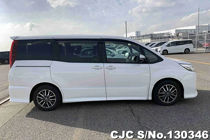 2015 Toyota / Noah Stock No. 130346