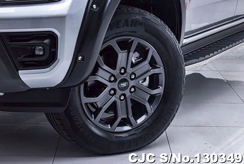 Ford Ranger in Gray for Sale Image 13