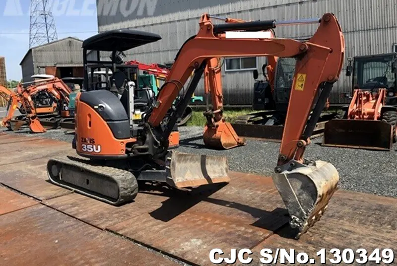 2018 Hitachi / ZX35U Excavator ZX35U-5B