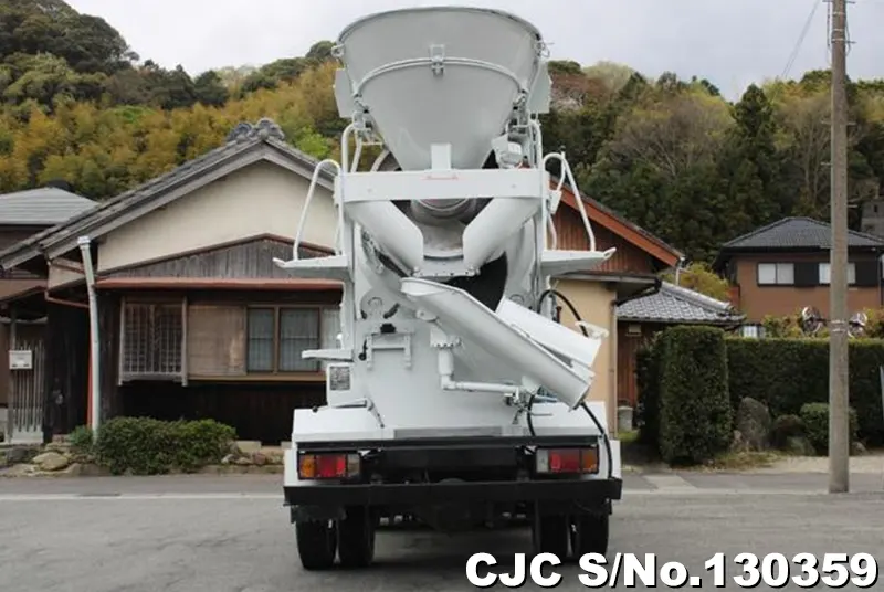 2013 Isuzu / Elf Stock No. 130359