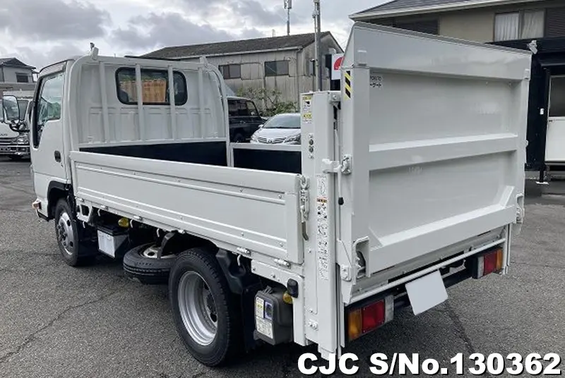 2017 Isuzu / Elf Stock No. 130362