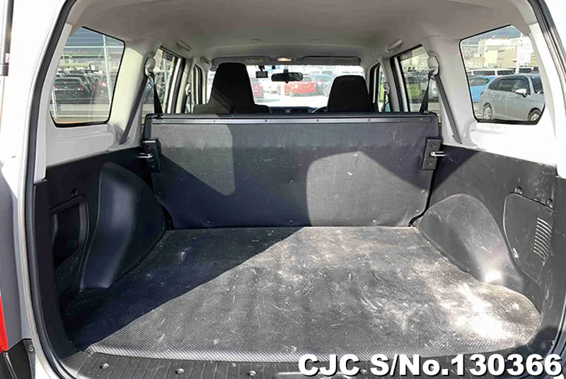 2016 Toyota / Succeed Van Stock No. 130366