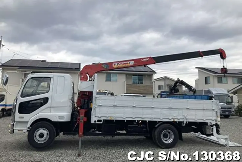 2005 Mitsubishi / Fuso Stock No. 130368