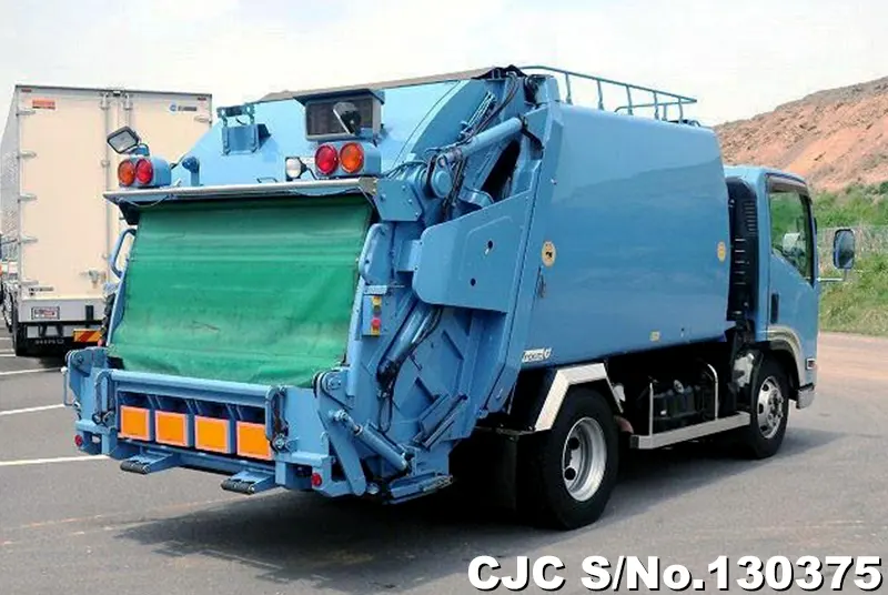 2010 Isuzu / Elf Stock No. 130375