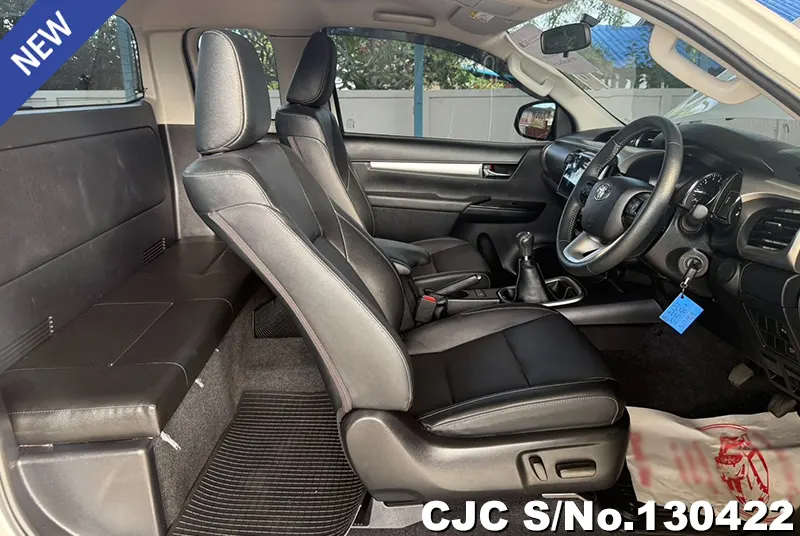 Toyota Hilux in White for Sale Image 7