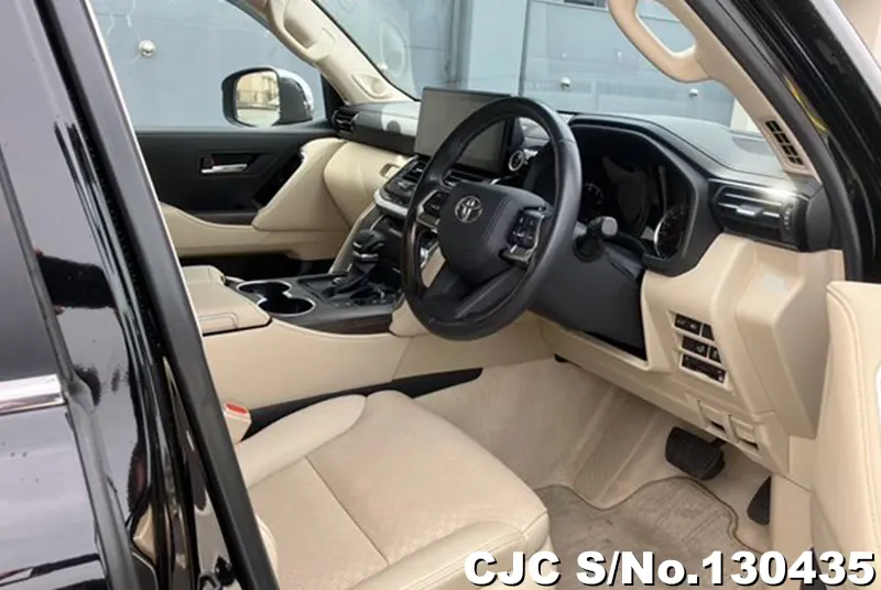 2023 Toyota / Land Cruiser Stock No. 130435