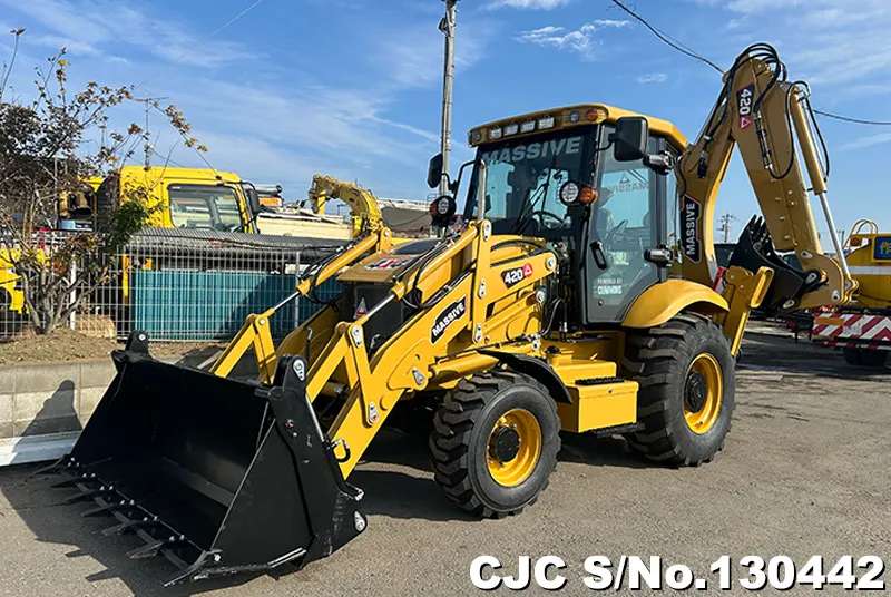 2025 Massive / 420 Backhoe Loader 420