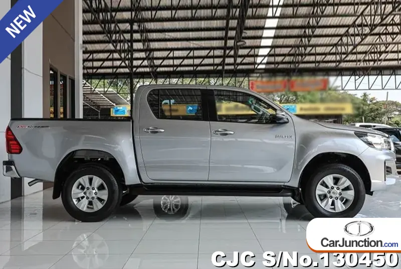 2019 Toyota / Hilux / Revo Stock No. 130450