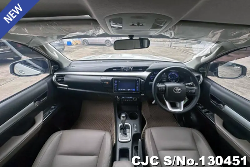 2016 Toyota / Hilux / Revo Stock No. 130451