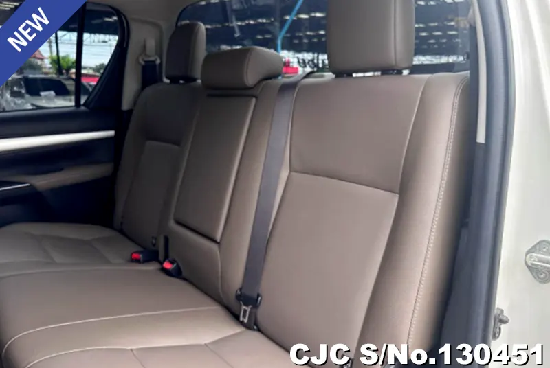 2016 Toyota / Hilux / Revo Stock No. 130451