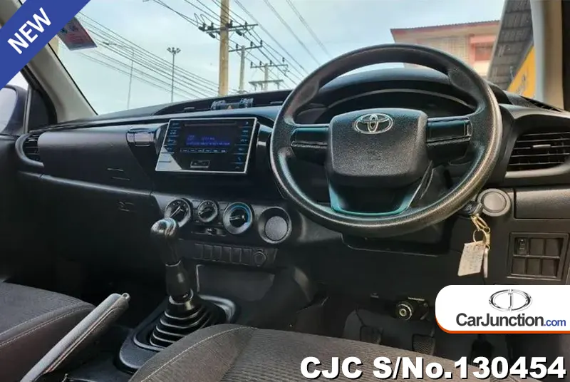 2017 Toyota / Hilux / Revo Stock No. 130454