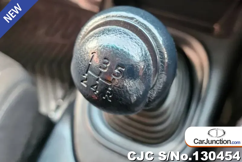 2017 Toyota / Hilux / Revo Stock No. 130454