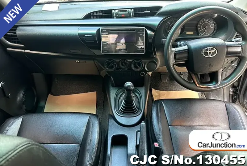 2017 Toyota / Hilux Stock No. 130455