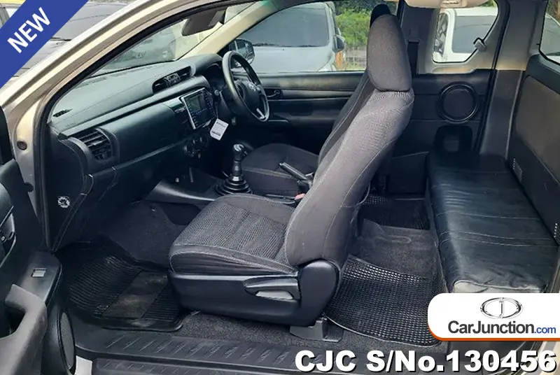 2019 Toyota / Hilux / Revo Stock No. 130456