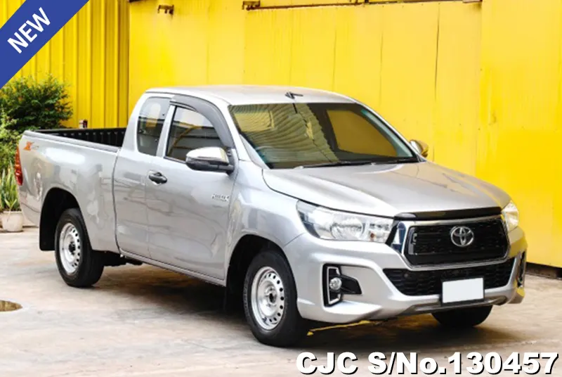 2019 Toyota / Hilux / Revo Stock No. 130457