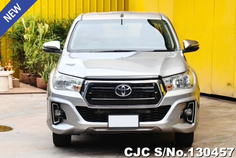 2019 Toyota / Hilux / Revo Stock No. 130457