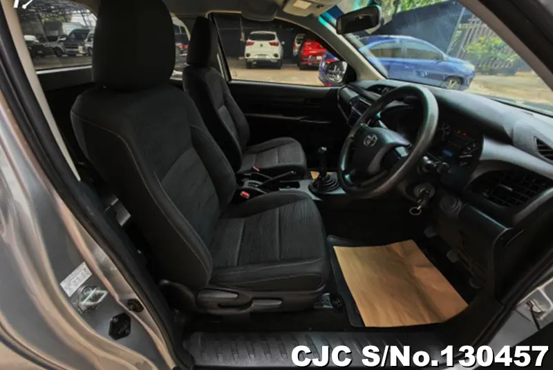 Toyota Hilux in Silver for Sale Image 6