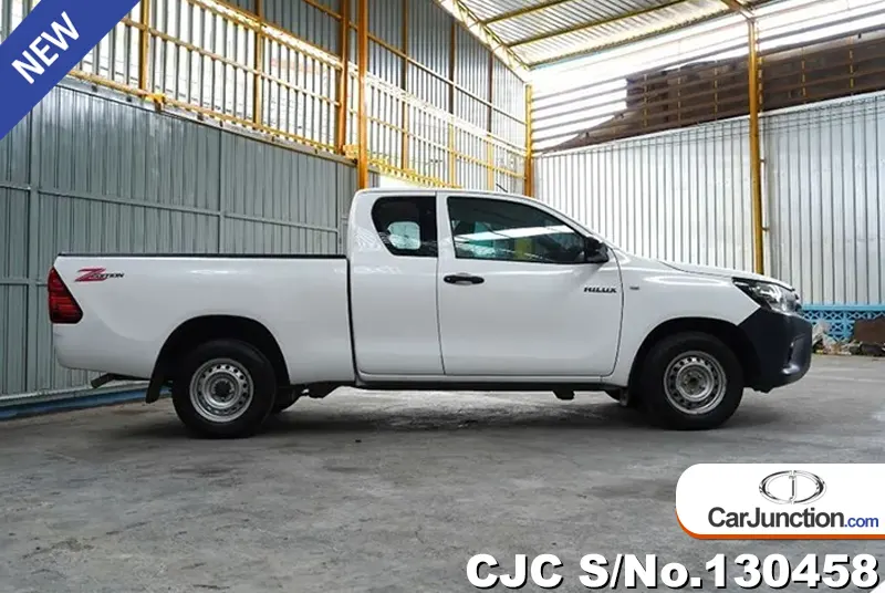 2019 Toyota / Hilux / Revo Stock No. 130458
