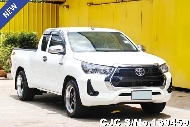 2021 Toyota / Hilux / Revo Stock No. 130459