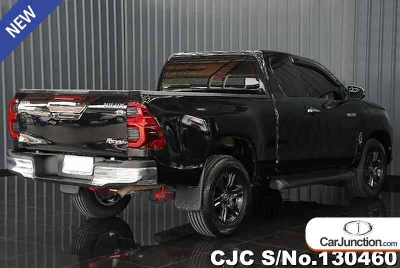 Toyota Hilux in Black for Sale Image 2