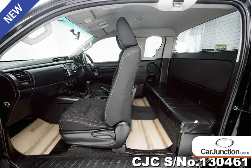 2019 Toyota / Hilux / Revo Stock No. 130461
