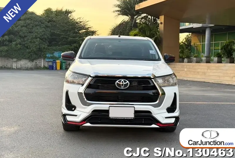 2020 Toyota / Hilux / Revo Stock No. 130463