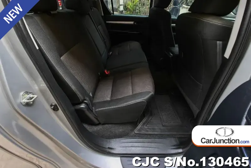 Toyota Hilux in Silver for Sale Image 8