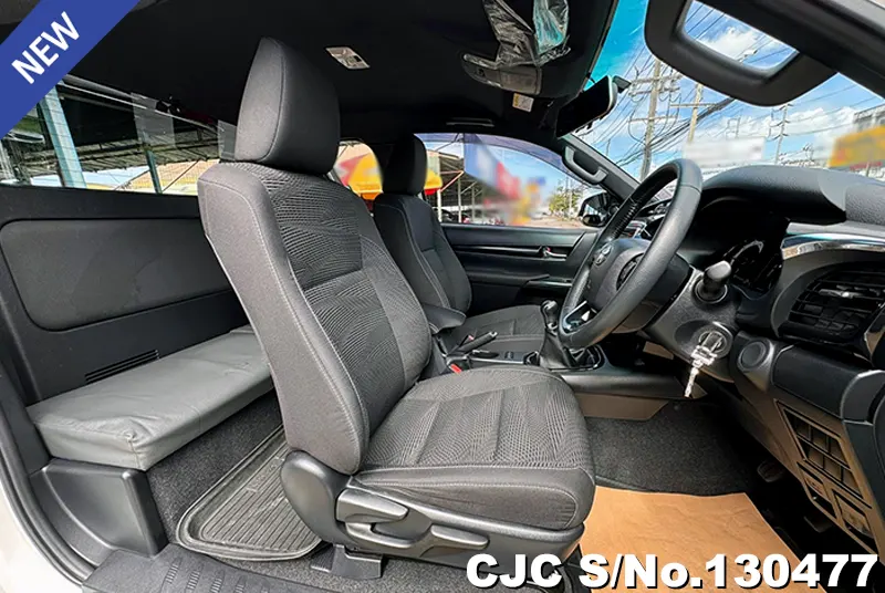 2019 Toyota / Hilux / Revo Rocco Stock No. 130477