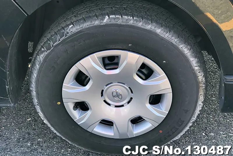 2017 Toyota / Hiace Stock No. 130487