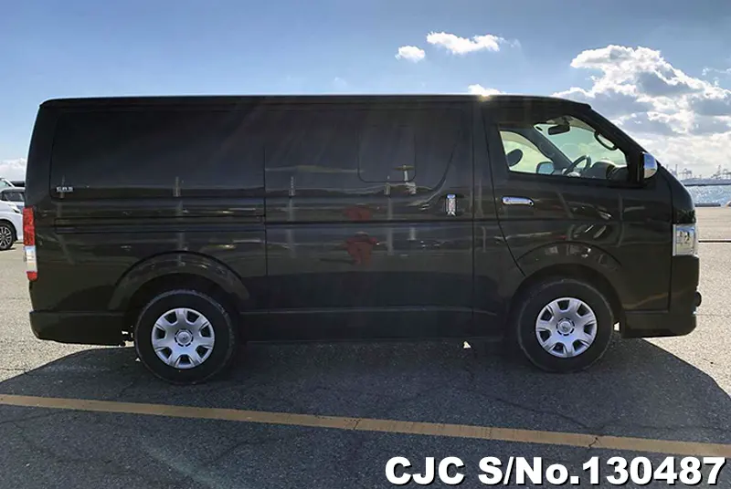2017 Toyota / Hiace Stock No. 130487