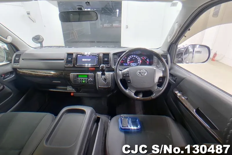 2017 Toyota / Hiace Stock No. 130487