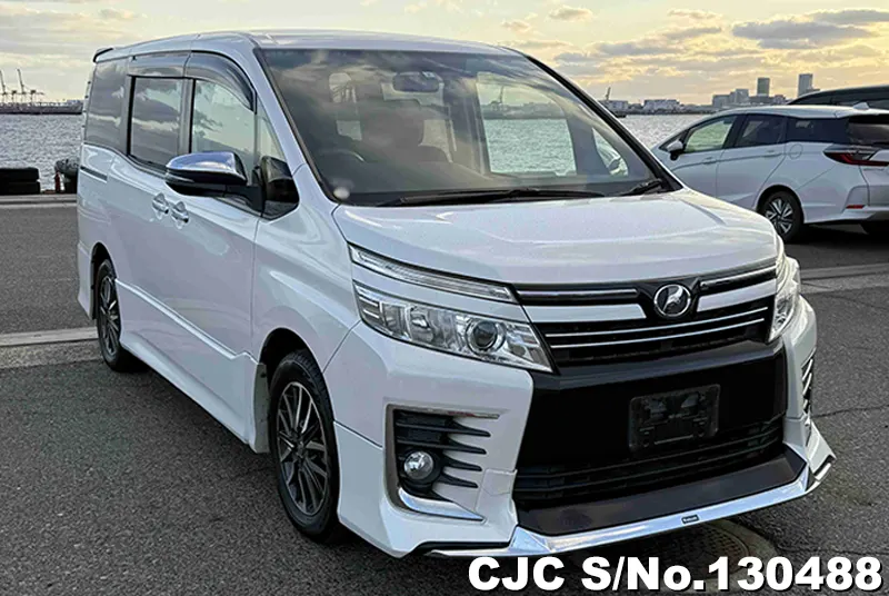 2015 Toyota / Voxy Stock No. 130488